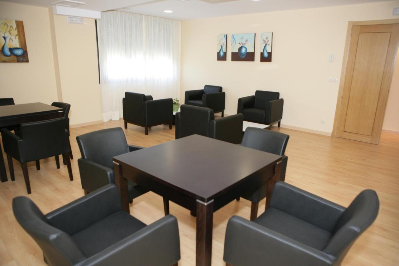 Hotel Bruma II A Gudina 外观 照片